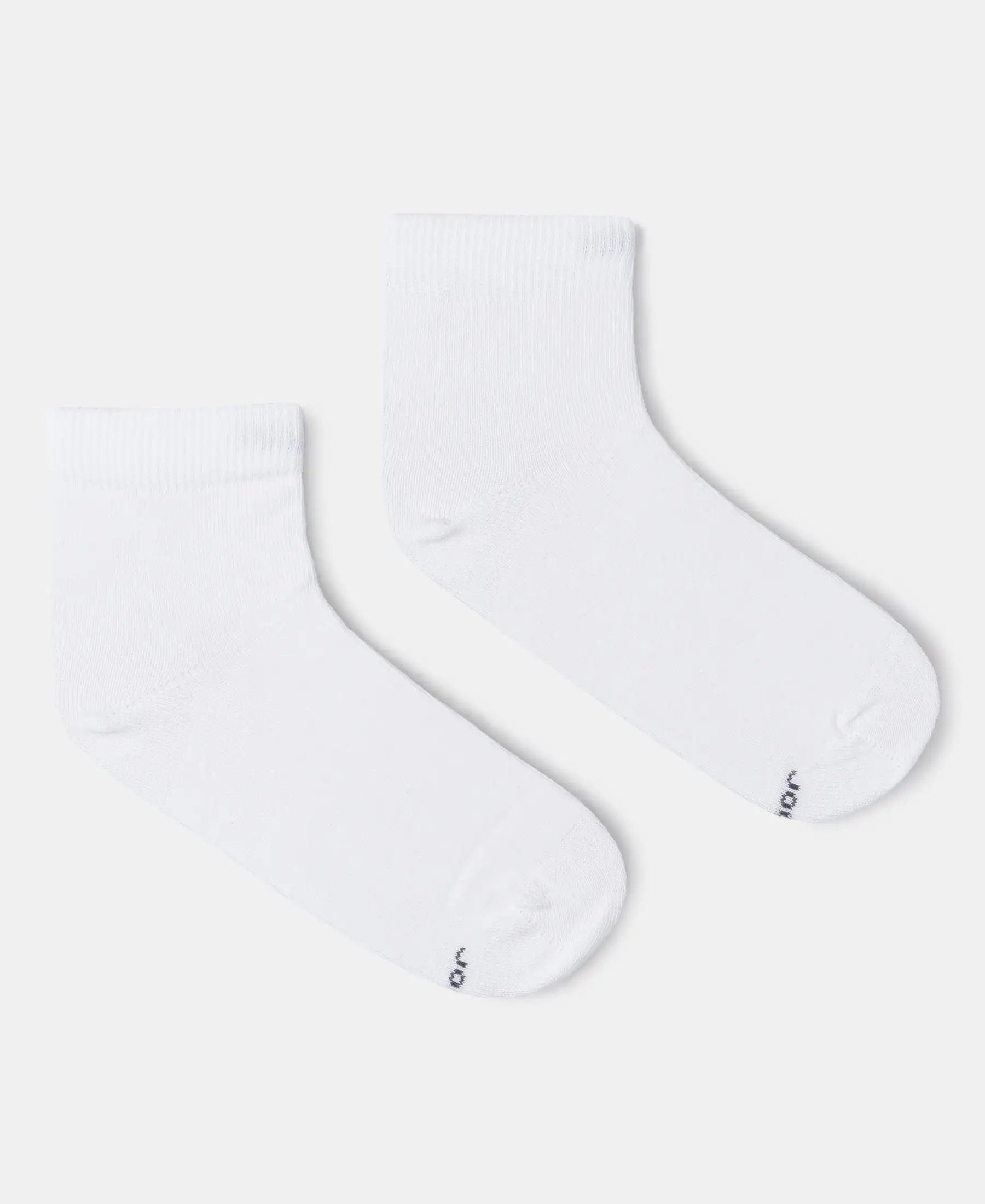 Kid's Compact Cotton Stretch Solid Ankle Length Socks With StayFresh Treatment - White - Image 4
