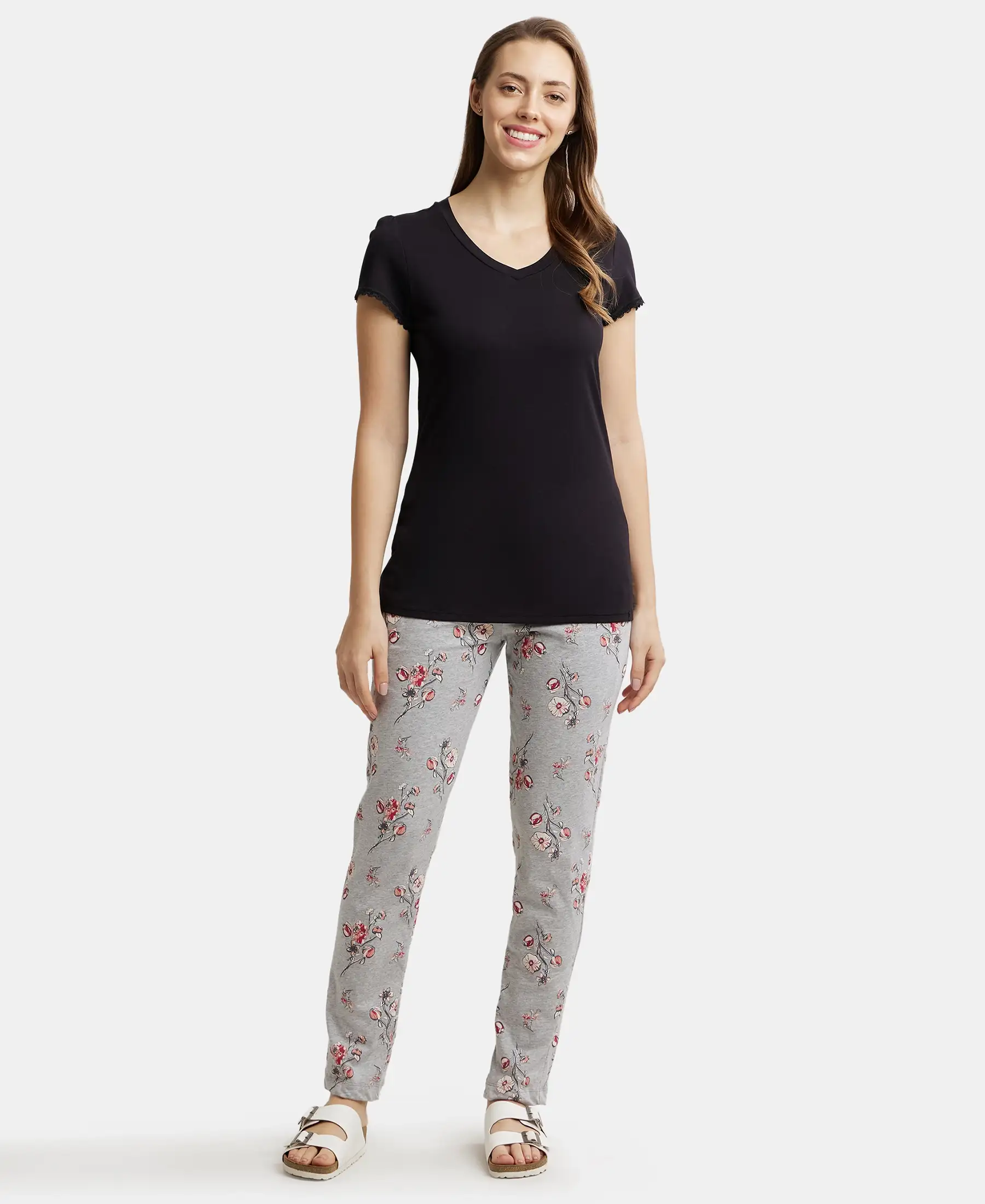Micro Modal Cotton Relaxed Fit Solid V Neck Half Sleeve T-Shirt - Black - Image 4