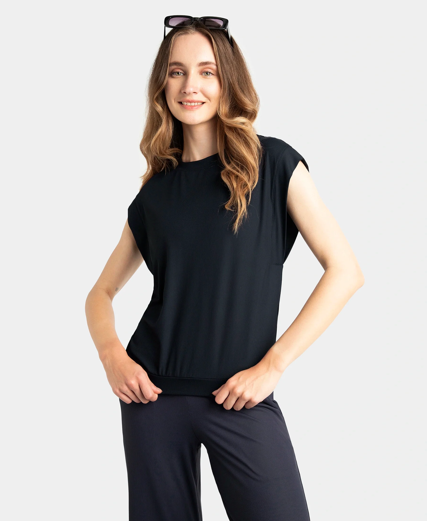 Microfiber Elastane Stretch Hybrid Tank Top with Ribbed Sleeves - Black - Image 5