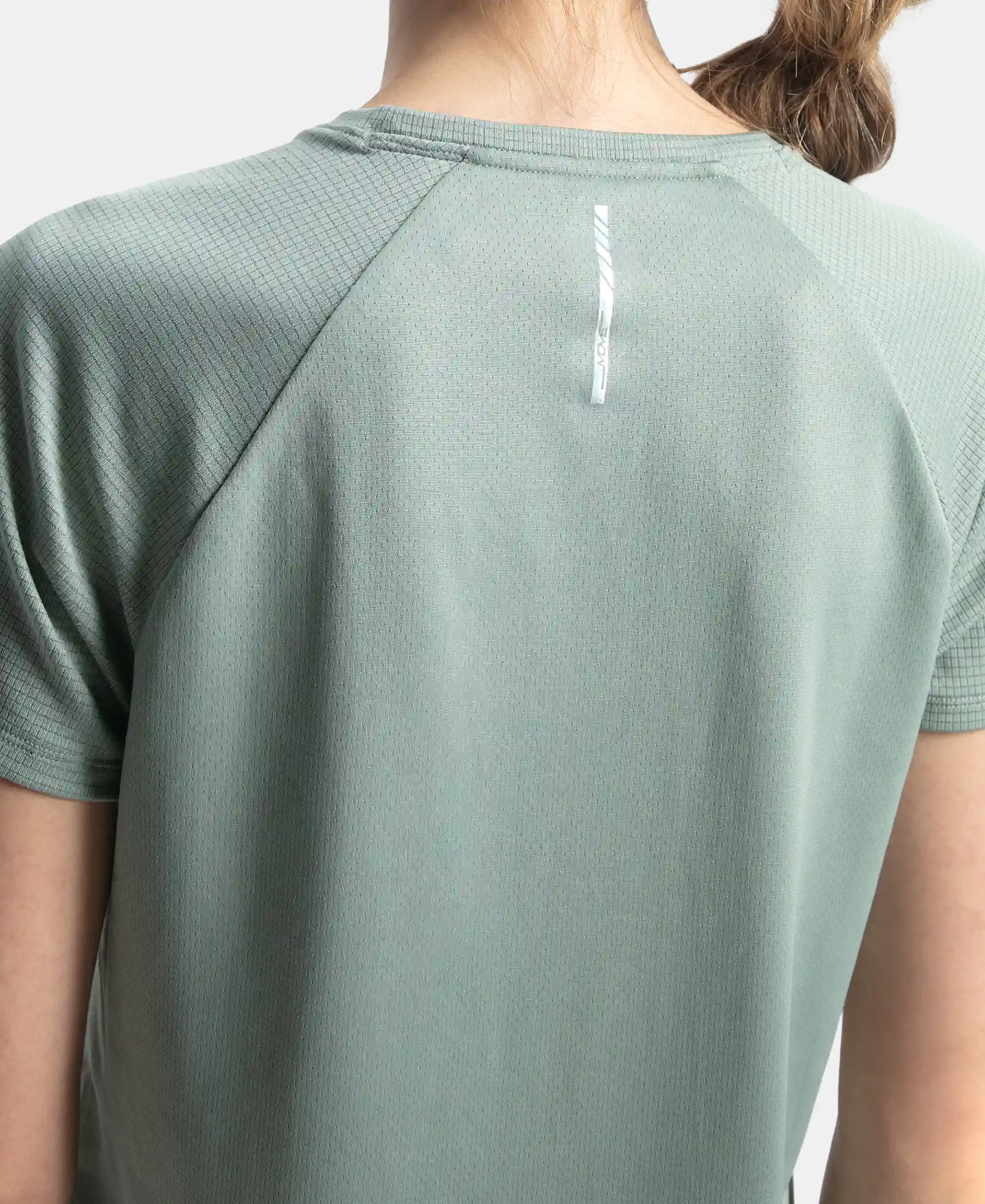 Microfiber Fabric Relaxed Fit Half Sleeve Breathable Mesh T-Shirt - Iceberg Green - Image 8