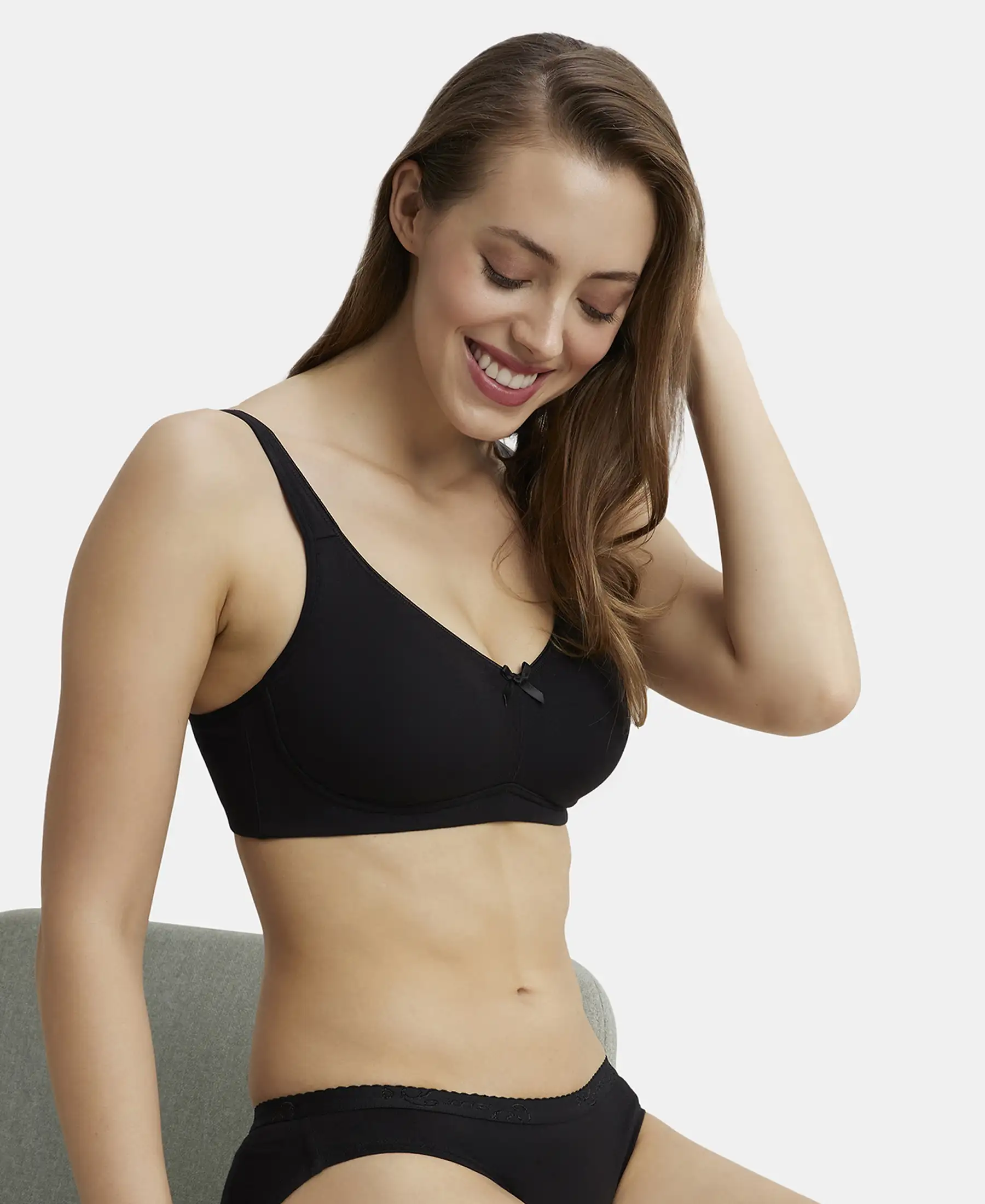 Pack of 2 Wirefree Non Padded Super Combed Cotton Elastane Stretch Full Coverage Everyday Bra with Concealed Shaper Panel - Black & White - Image 4