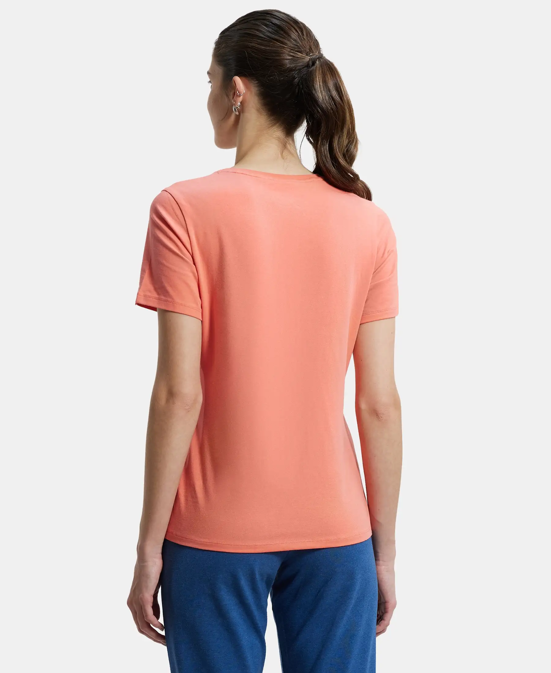 Super Combed Cotton Elastane Stretch Regular Fit Solid V Neck Half Sleeve T-Shirt - Blush Pink - Image 3