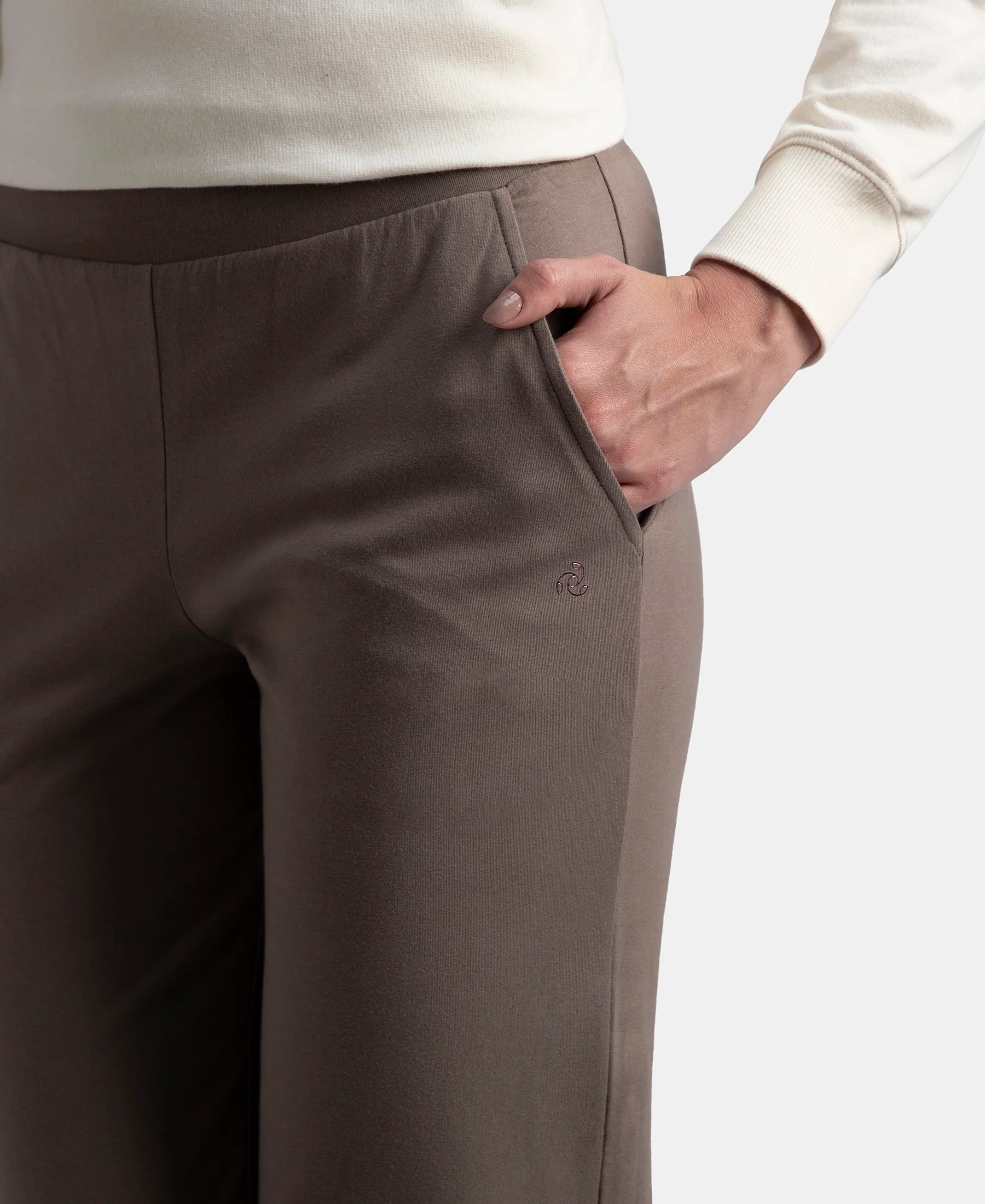 Super Combed Cotton Elastane Stretch Relaxed Fit Trackpants With Side Pockets - Dark Khaki - Image 7