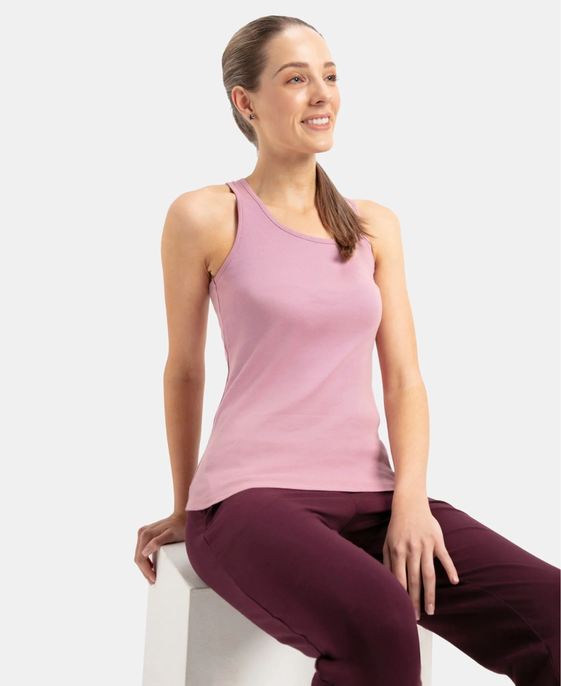 Super Combed Cotton Rib Fabric Slim Fit Solid Racerback Styled Tank Top - Lilas - Image 5