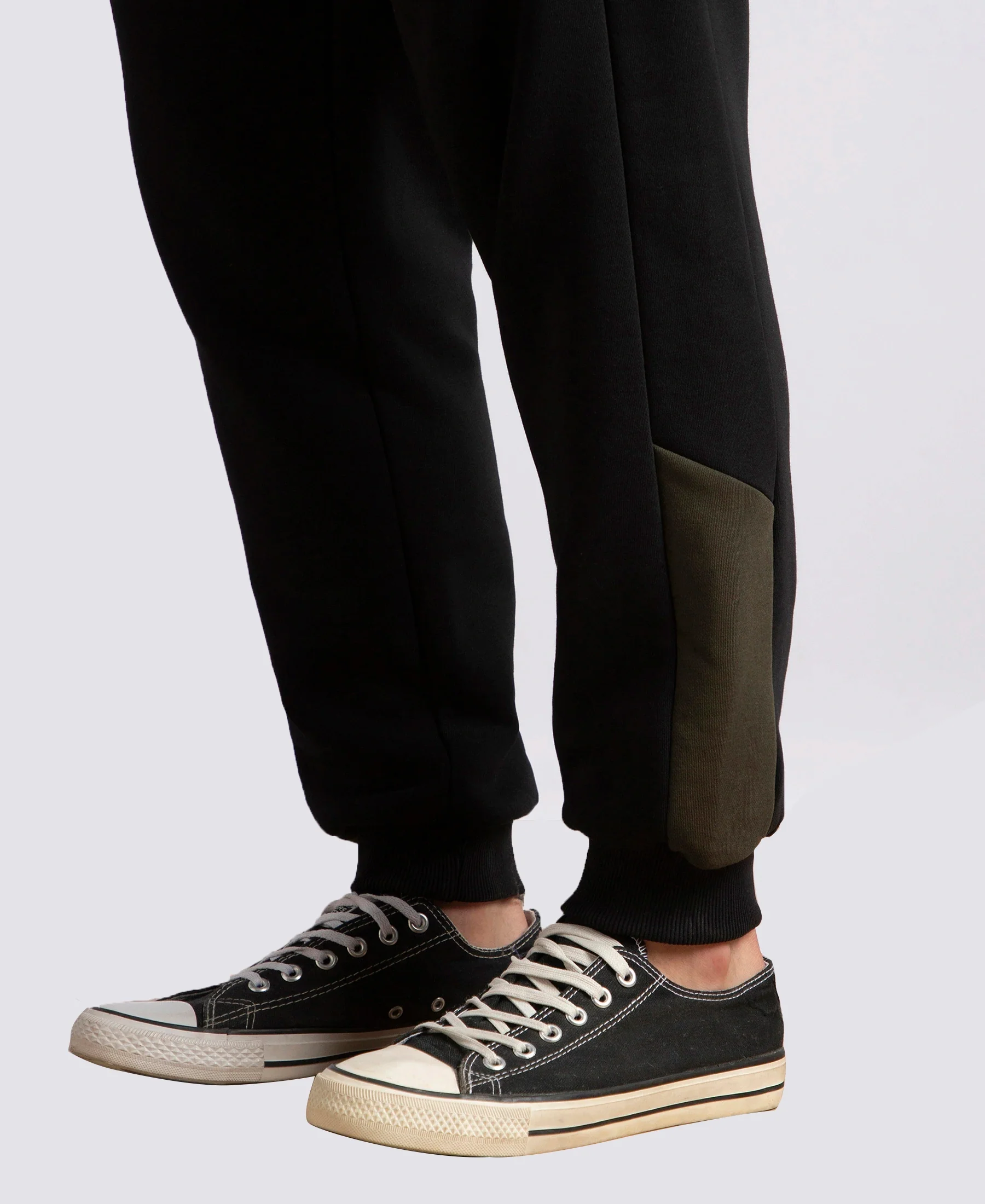 Super Combed Cotton Rich Fleece Fabric Regular Fit Jogger with Zipper Pockets - Black - Image 8