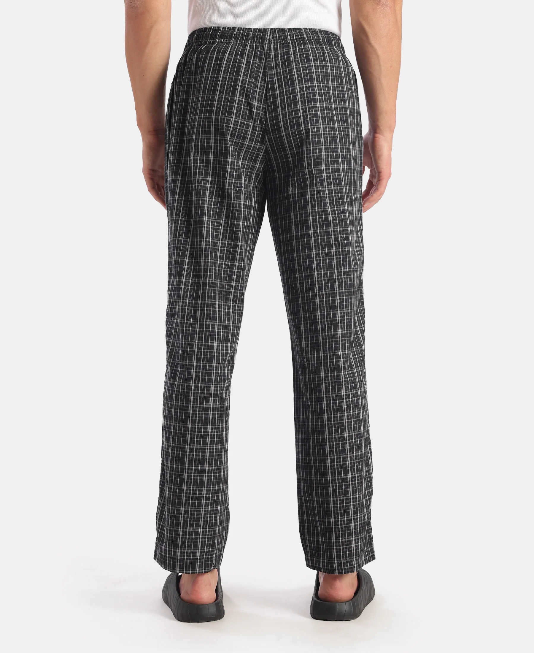 Super Combed Cotton Woven Fabric Regular Fit Checkered Pyjama with Side Pockets - New Black - Image 3