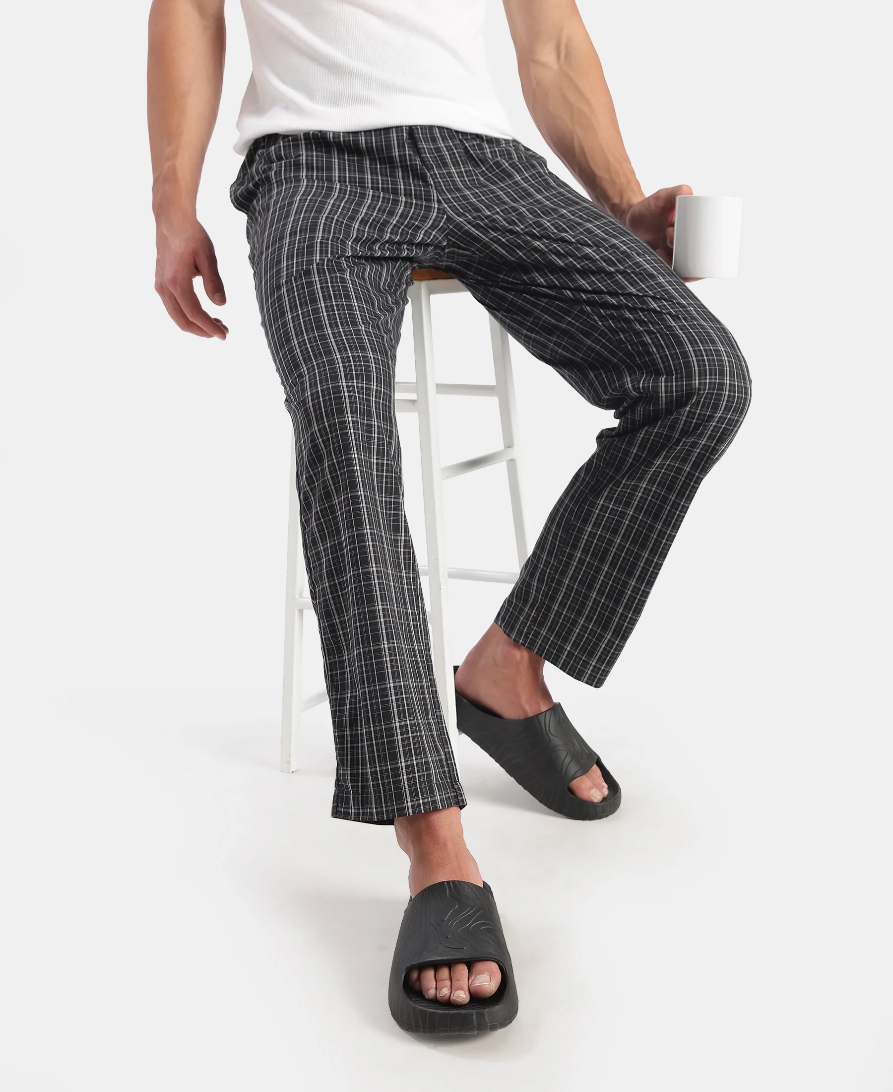 Super Combed Cotton Woven Fabric Regular Fit Checkered Pyjama with Side Pockets - New Black - Image 5