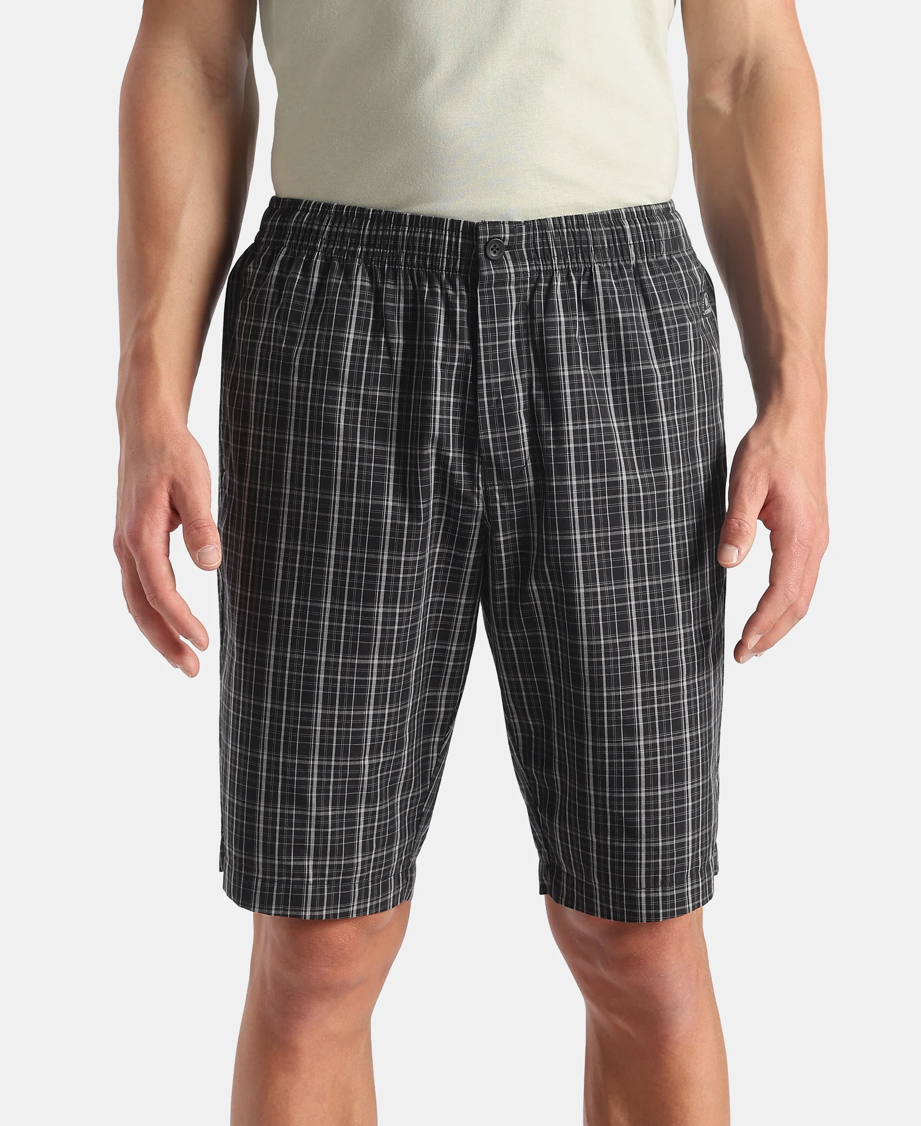 Super Combed Mercerized Cotton Woven Fabric Regular Fit Checkered Bermuda with Side Pockets - New Black