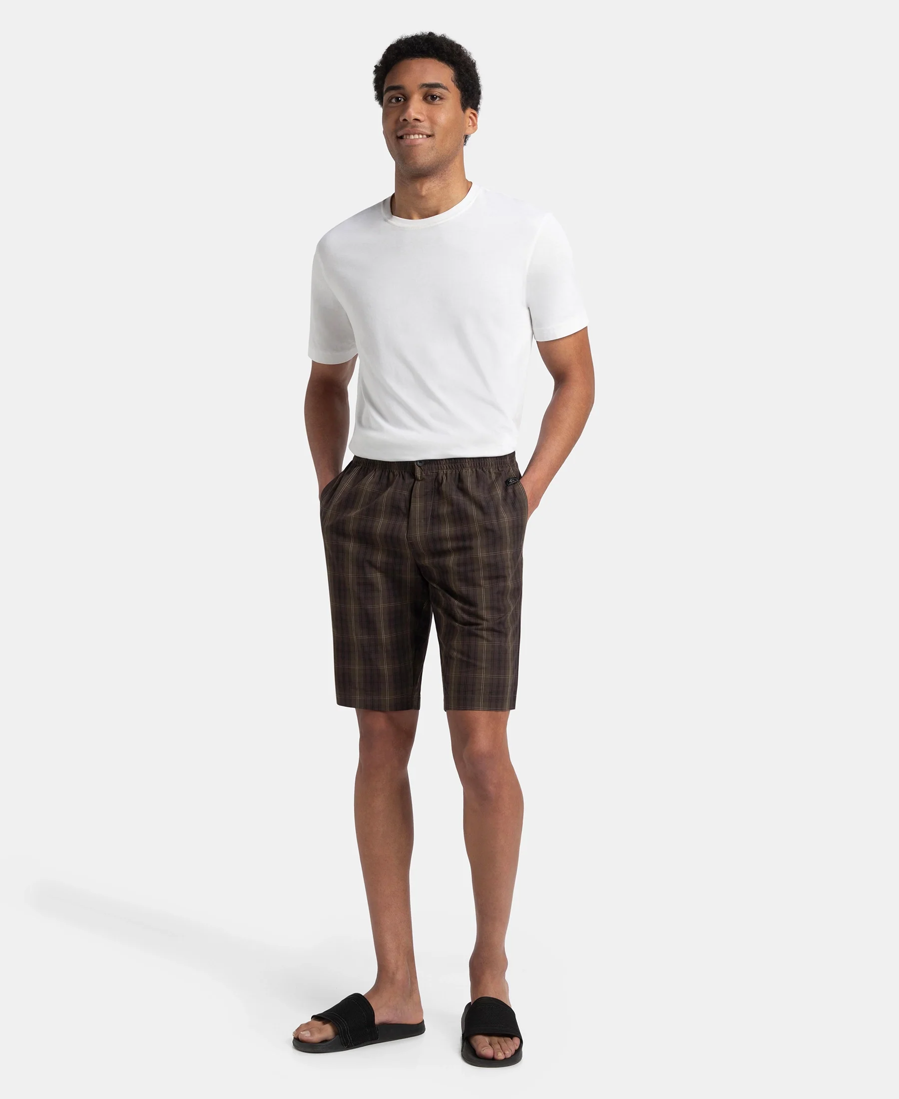 Super Combed Mercerized Cotton Woven Fabric Regular Fit Checkered Bermuda with Side Pockets - Olive Black - Image 4