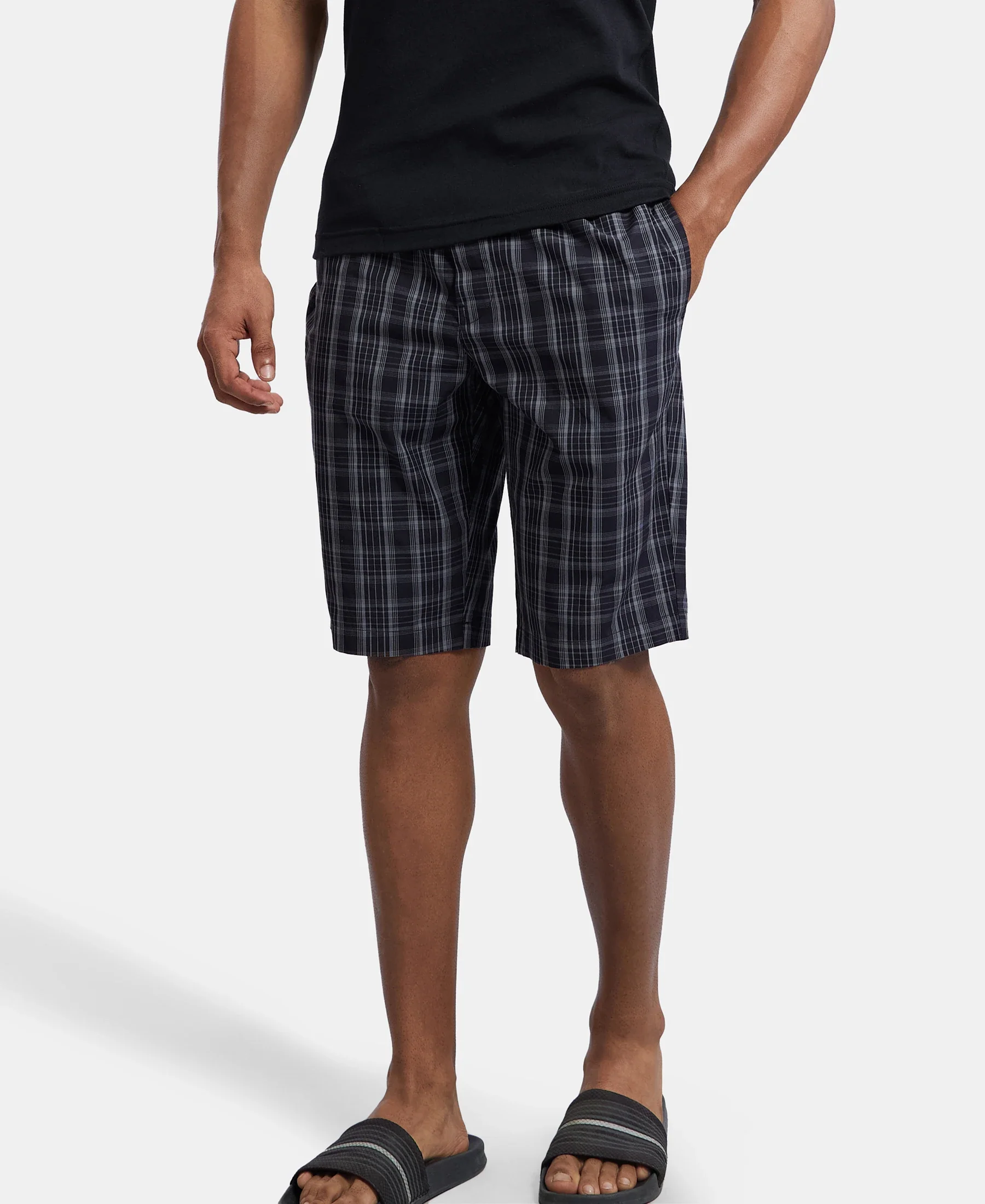 Super Combed Mercerized Cotton Woven Fabric Regular Fit Printed Bermuda with Side Pockets - Black - Image 5